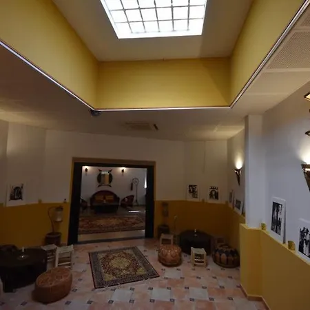Montesión Hotel *